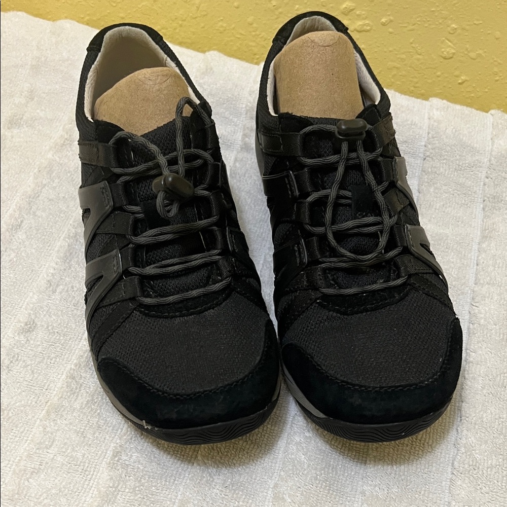 Black Athletic Sneakers